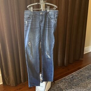 Kut from the Kloth Medium Blue Straight Leg Jeans